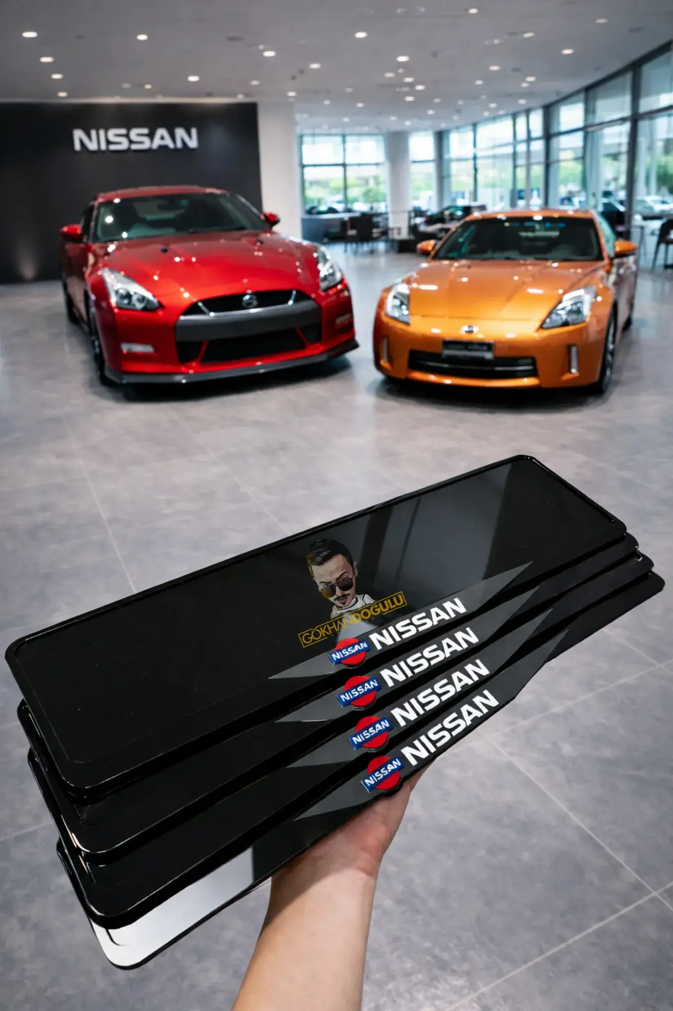 Ortası Mat Premium Ultra Lüks Nissan Plakalık